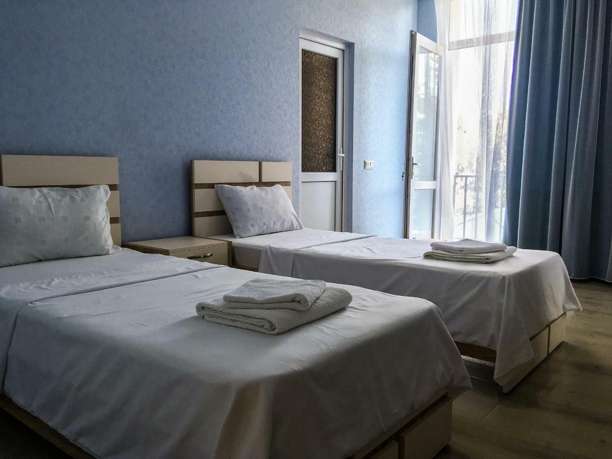 Golden House Hotel Anaklia Bagian luar foto